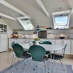 Nyaraló Herbert - 1km From The Sea By Interhome *