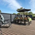 Herbert - 1km From The Sea By Interhome Nyaraló