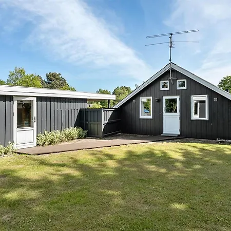 Herbert - 1km From The Sea By Interhome *
